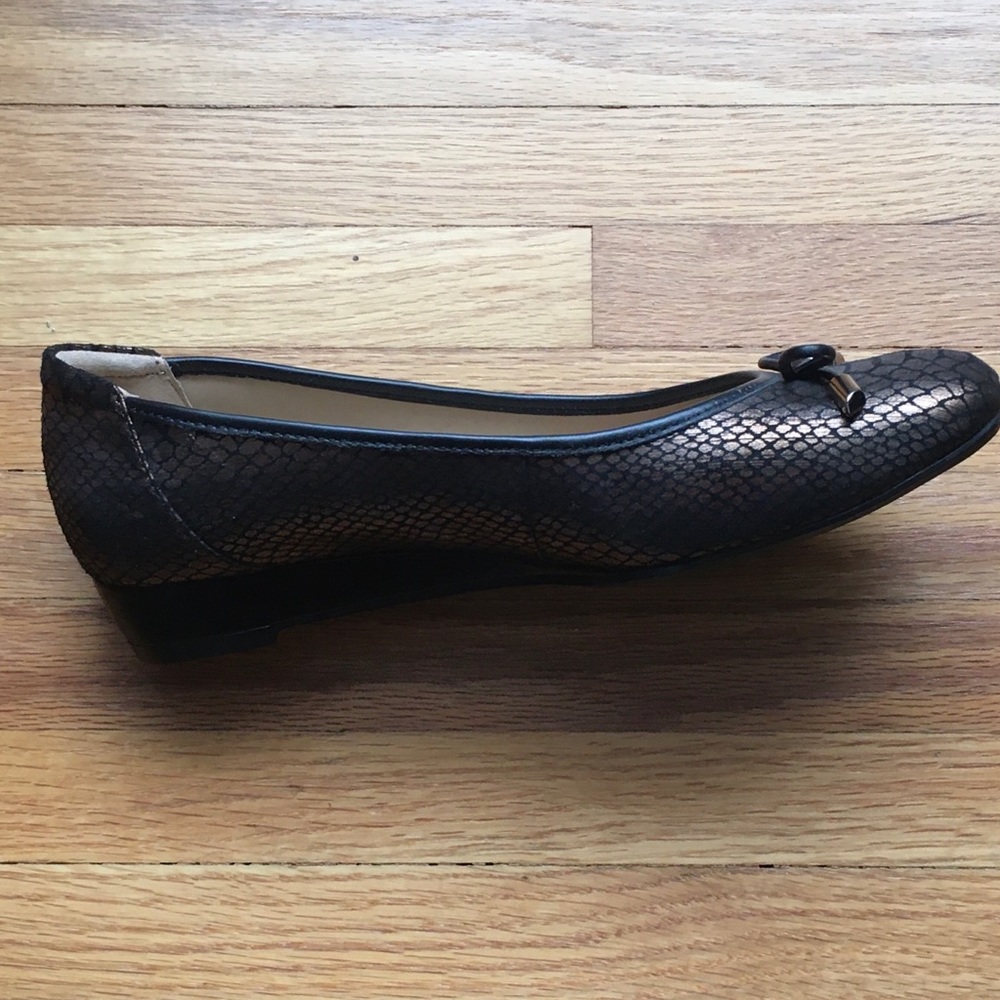 Naturalizer Flats